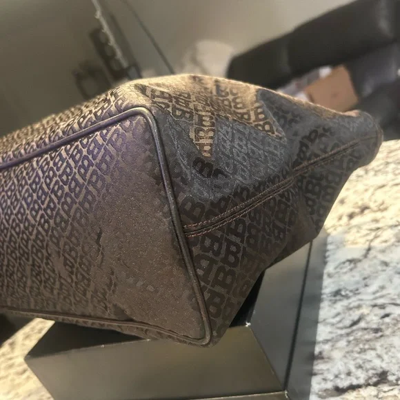 Bally EUC Tote with Gold Buckle - Picture 9 of 12